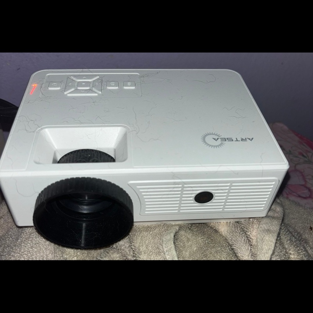Artsea Mini Bluetooth Projector